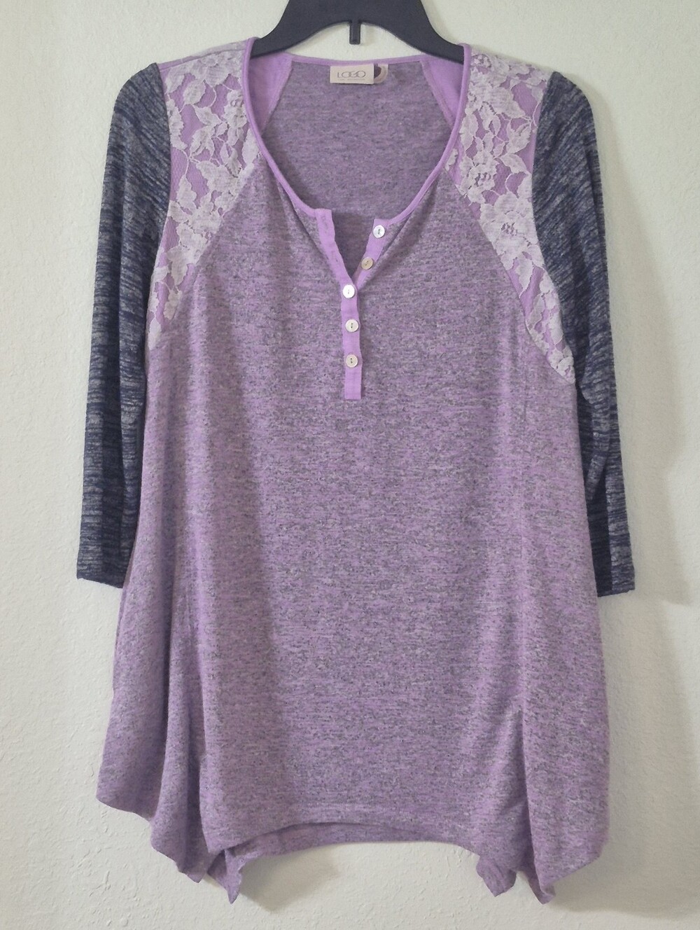 LOGO by Lori Goldstein Lavender & Heathered Navy Lace-Sleeve Henley Top